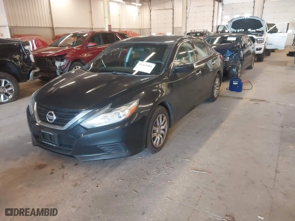 2017 Nissan Altima 2.5 S with VIN 1N4AL3APXHN356467, listed as a IAAI auction lot 41414684 with 117,173 mi miles. Bid and sale history available at carsss.com. Image 17.