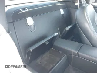 2007 Mercedes-Benz SL 550 с VIN WDBSK71F07F121213, выставлен на аукционе IAAI как лот 42210962 с пробегом 96 088 миль миль и . История ставок и продаж доступна на DreamBid. Изображение 8.