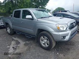 2014 Toyota Tacoma with VIN 5TFLU4EN3EX102534, listed as a IAAI auction lot 42431195 with 164,983 mi miles and . Bid and sale history available at DreamBid. Image 1.