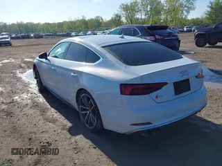 2018 Audi S5 Sportback Prestige z VIN WAUC4CF59JA044383, wystawiony jako IAAI lot #42195056 z przebiegiem 68 610 mil mil oraz . Historia ofert i sprzedaży dostępna na DreamBid. Obrazek 3.