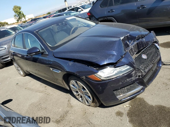 2016 Jaguar XF 35t Premium with VIN SAJBD4BV0GCY21512, listed as a Copart auction lot 66726984 with 129,346 mi miles and Salvage Title. Bid and sale history available at carsss.com. Image 4.