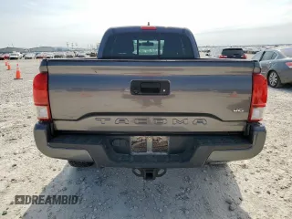 2017 Toyota Tacoma SR5 z VIN 5TFRZ5CNXHX025315, wystawiony jako Copart lot #57901395 z przebiegiem 158 197 mil mil oraz Szkoda całkowita • Salvage title. Historia ofert i sprzedaży dostępna na DreamBid. Obrazek 6.