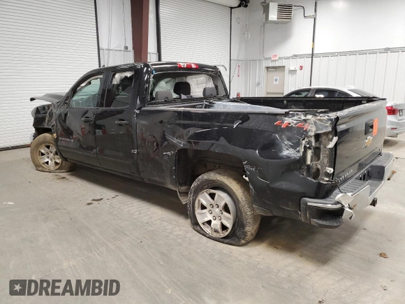 2018 Chevrolet Silverado 1500 LT with VIN 1GCVKREC2JZ237366, listed as a Copart auction lot 53151945 with 333,333 mi miles and Clean Title. Bid and sale history available at DreamBid. Image 2.