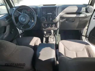 2018 Jeep Wrangler JK Unlimited Sport S with VIN 1C4BJWDG6JL811267, listed as a Copart auction lot 86688384 with 60,882 mi miles and Non Repairable. Bid and sale history available at carsss.com. Image 8.