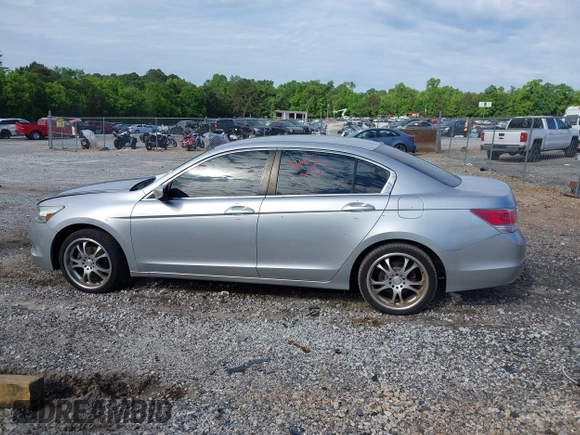 2009 Honda Accord LX-P z VIN 1HGCP264X9A103451, wystawiony jako IAAI lot #42203500 z przebiegiem 176 959 mil mil oraz . Historia ofert i sprzedaży dostępna na DreamBid. Obrazek 15.