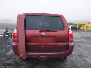 2006 Toyota 4Runner SR5 with VIN JTEBU14R968055922, listed as a IAAI auction lot 41200630 with 151,785 mi miles. Bid and sale history available at carsss.com. Image 16.