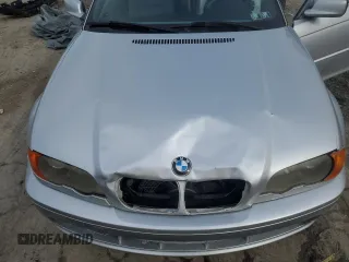 2002 BMW 3 Series 330Ci with VIN WBABS534X2JU90407, listed as a Copart auction lot 48411835 with 124,157 mi miles and Salvage Title. Bid and sale history available at DreamBid. Image 11.