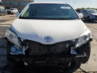 2015 Toyota Sienna LE with VIN 5TDJK3DC2FS126466, listed as a Copart auction lot 61165105 with 56,634 mi miles and Salvage title. Bid and sale history available at DreamBid. Image 5.