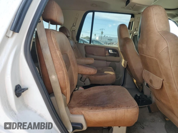 2005 Ford Expedition Eddie Bauer with VIN 1FMFU18545LB05999, listed as a Copart auction lot 81604214 with 290,904 mi miles and Clean title. Bid and sale history available at DreamBid. Image 11.