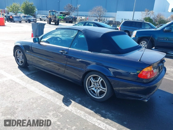 2001 BMW 3 Series 330Ci with VIN WBABS53451JU83279, listed as a IAAI auction lot 41495682 with 238,649 mi miles. Bid and sale history available at carsss.com. Image 3.