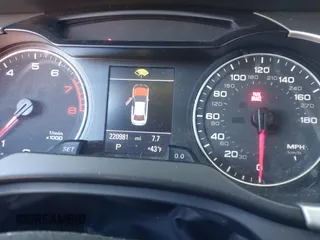2010 Audi A4 Premium Plus с VIN WAUFFAFL1AN038872, выставлен на аукционе IAAI как лот 41295934 с пробегом 220 981 миль миль и . История ставок и продаж доступна на DreamBid. Изображение 7.