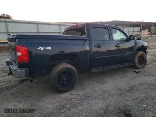 2008 Chevrolet Silverado 1500 LTZ with VIN 2GCEK133081227412, listed as a Copart auction lot 89009515 with 217,492 mi miles and Salvage Title. Bid and sale history available at carsss.com. Image 3.