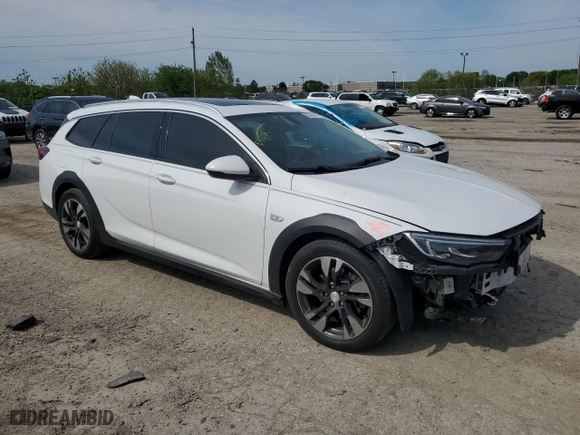 2018 Buick Regal TourX Essence with VIN W04GV8SX8J1174199, listed as a Copart auction lot 52871484 with NaN miles and Salvage Title. Bid and sale history available at carsss.com. Image 4.