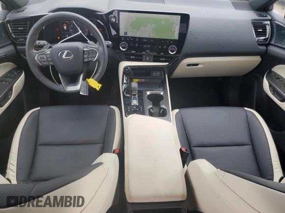 2024 Lexus NX 350 Premium z VIN 2T2GGCEZ2RC045247, wystawiony jako Copart lot #61401805 z przebiegiem 11 271 mil mil oraz Szkoda całkowita • Salvage title. Historia ofert i sprzedaży dostępna na DreamBid. Obrazek 8.
