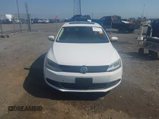2014 Volkswagen Jetta TDI w/Premium/Nav with VIN 3VWLL7AJXEM366828, listed as a IAAI auction lot 42392563 with 132,924 mi miles and . Bid and sale history available at DreamBid. Image 12.