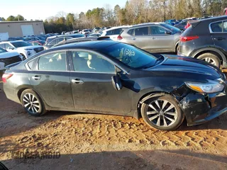 2016 Nissan Altima SR with VIN 1N4AL3AP7GC155622, listed as a IAAI auction lot 41202784 with 95,424 mi miles and . Bid and sale history available at carsss.com. Image 13.