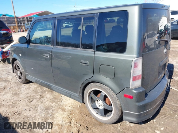 2006 Scion xB with VIN JTLKT334164040819, listed as a IAAI auction lot 41596038 with 187,508 mi miles. Bid and sale history available at carsss.com. Image 3.