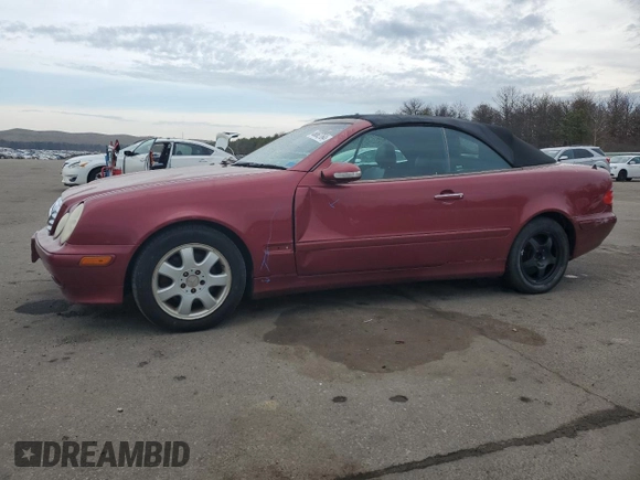 2001 Mercedes-Benz CLK 320 z VIN WDBLK65G41T073354, wystawiony jako Copart lot #46862764 z przebiegiem 117 290 mil mil oraz Nie do naprawy • Non repairable. Historia ofert i sprzedaży dostępna na DreamBid. Obrazek 1.