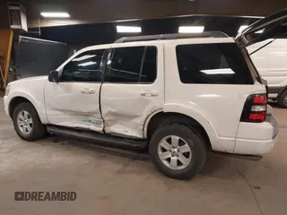 2010 Ford Explorer XLT with VIN 1FMEU6DE8AUA26953, listed as a IAAI auction lot 42169243 with 151,302 mi miles. Bid and sale history available at carsss.com. Image 3.