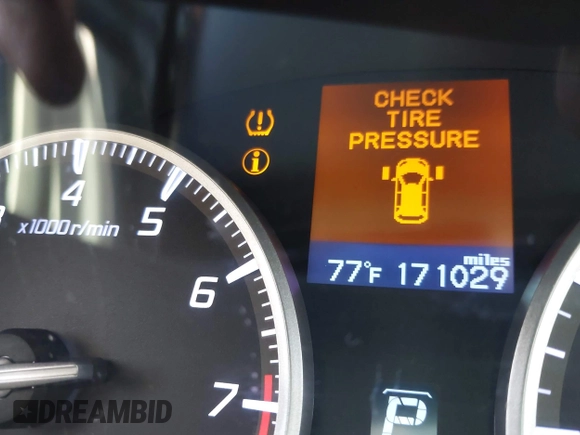 2014 Acura RDX Technology with VIN 5J8TB4H54EL005983, listed as a IAAI auction lot 41921349 with 171,029 mi miles and . Bid and sale history available at DreamBid. Image 16.