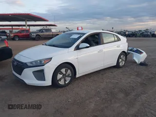 2017 Hyundai Ioniq Blue z VIN KMHC65LC2HU050185, wystawiony jako IAAI lot #42071522 z przebiegiem 105 186 mil mil oraz . Historia ofert i sprzedaży dostępna na DreamBid. Obrazek 2.