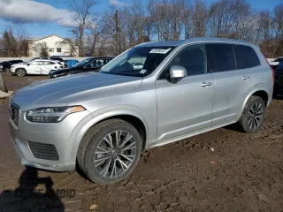 2022 Volvo XC90 Momentum with VIN YV4102PK5N1834383, listed as a Copart auction lot 43356045 with 111,277 mi miles and Salvage Title. Bid and sale history available at carsss.com. Image 1.