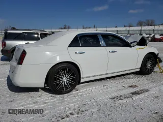 2014 Chrysler 300 with VIN 2C3CCABGXEH305856, listed as a Copart auction lot 44945355 with 0 mi miles and Salvage Title. Bid and sale history available at carsss.com. Image 3.