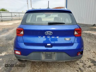 2024 Hyundai Venue SEL z VIN KMHRC8A38RU284095, wystawiony jako Copart lot #58979905 z przebiegiem 17 646 mil mil oraz Czysty tytuł • Clean title. Historia ofert i sprzedaży dostępna na DreamBid. Obrazek 6.