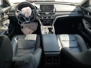 2018 Honda Accord Touring with VIN 1HGCV2F95JA014750, listed as a Copart auction lot 58529075 with 39,591 mi miles and Salvage title. Bid and sale history available at DreamBid. Image 8.