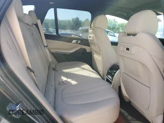 2020 BMW X5 xDrive40i with VIN 5UXCR6C06LLL75359, listed as a Copart auction lot 60897885 with 66,631 mi miles and Salvage title. Bid and sale history available at DreamBid. Image 10.