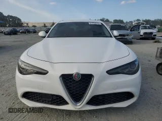 2018 Alfa Romeo Giulia Ti Sport with VIN ZARFAECN4J7579892, listed as a Copart auction lot 61759515 with 116,228 mi miles and Clean title. Bid and sale history available at DreamBid. Image 5.