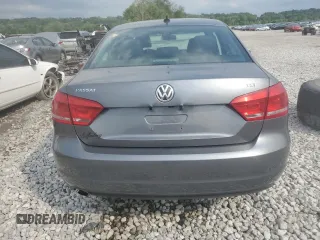 2015 Volkswagen Passat Limited Edition Edition z VIN 1VWAS7A31FC120815, wystawiony jako Copart lot #56392765 z przebiegiem 73 150 mil mil oraz Szkoda całkowita • Salvage title. Historia ofert i sprzedaży dostępna na DreamBid. Obrazek 6.