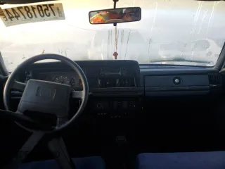 1991 Volvo 240 z VIN YV1AA8844M1441146, wystawiony jako Copart lot #75018744 z przebiegiem 159 330 mil mil oraz Nie do naprawy. Historia ofert i sprzedaży dostępna na DreamBid. Obrazek 8.