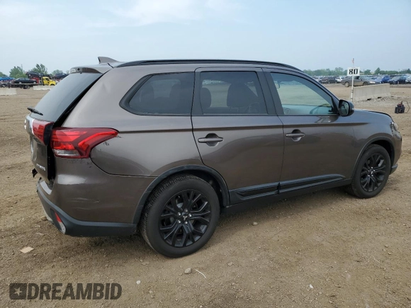 2018 Mitsubishi Outlander SE with VIN JA4AD3A30JZ036846, listed as a Copart auction lot 60043125 with 41,718 mi miles and Salvage title. Bid and sale history available at DreamBid. Image 3.