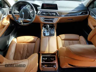 2021 BMW 7 Series 740i xDrive with VIN WBA7T4C01MCF84387, listed as a Copart auction lot 71606223 with 28,283 mi miles. Bid and sale history available at carsss.com. Image 8.