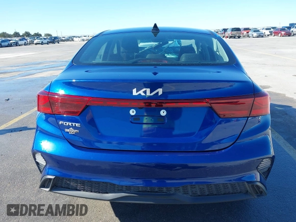 2024 Kia Forte LXS z VIN 3KPF24AD3RE837939, wystawiony jako IAAI lot #41407498 z przebiegiem Nie podano mil oraz . Historia ofert i sprzedaży dostępna na DreamBid. Obrazek 16.