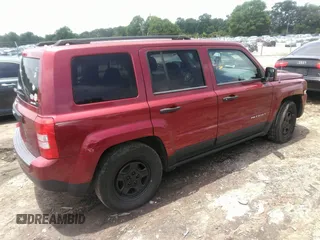 2014 Jeep Patriot Sport z VIN 1C4NJPBB0ED671081, wystawiony jako IAAI lot #42331803 z przebiegiem 130 771 mil mil oraz . Historia ofert i sprzedaży dostępna na DreamBid. Obrazek 4.