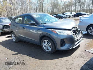 2021 Nissan Kicks S with VIN 3N1CP5BV6ML498831, listed as a IAAI auction lot 41963696 with 54,037 mi miles. Bid and sale history available at carsss.com. Image 1.