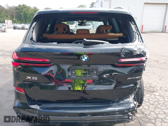 2025 BMW X5 xDrive40i with VIN 5UX23EU08S9Z12797, listed as a IAAI auction lot 42781495 with 7,393 mi miles and . Bid and sale history available at DreamBid. Image 16.