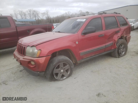 2005 Jeep Grand Cherokee Laredo with VIN 1J4HR48N25C564751, listed as a Copart auction lot 47498265 with 208,719 mi miles and Salvage Title. Bid and sale history available at carsss.com. Image 1.