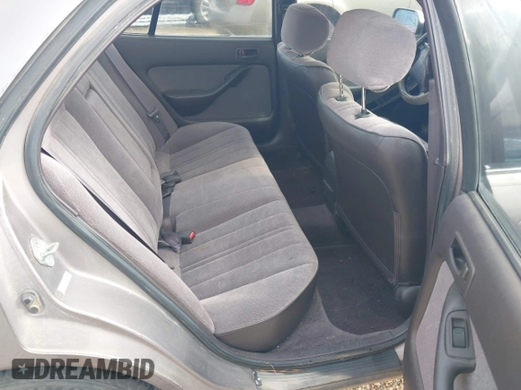 1996 Toyota Camry DX with VIN JT2BG12K1T0356821, listed as a IAAI auction lot 41860018 with 278,326 mi miles. Bid and sale history available at carsss.com. Image 8.