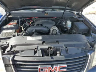 2007 GMC Yukon XL SLT with VIN 1GKFC16097J305052, listed as a Copart auction lot 45855725 with 211,610 mi miles and Salvage Title. Bid and sale history available at carsss.com. Image 12.