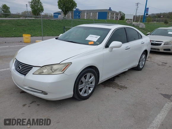 2008 Lexus ES 350 with VIN JTHBJ46G282183370, listed as a IAAI auction lot 42011306 with 230,946 mi miles. Bid and sale history available at carsss.com. Image 18.