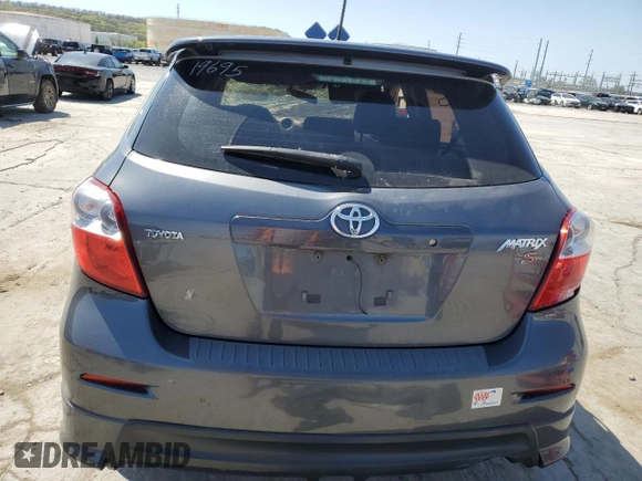 2010 Toyota Matrix S z VIN 2T1KE4EE7AC038080, wystawiony jako Copart lot #52586595 z przebiegiem 159 301 mil mil oraz Szkoda całkowita • Salvage title. Historia ofert i sprzedaży dostępna na DreamBid. Obrazek 6.