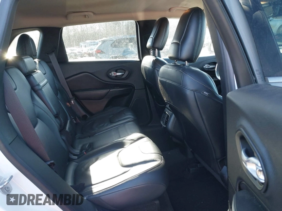 2017 Jeep Cherokee Limited with VIN 1C4PJMDB0HW529665, listed as a IAAI auction lot 41412162 with 89,074 mi miles and . Bid and sale history available at DreamBid. Image 8.