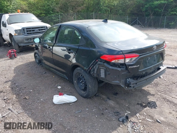 2022 Toyota Corolla LE with VIN 5YFEPMAE1NP358305, listed as a IAAI auction lot 42170738 with 42,644 mi miles and . Bid and sale history available at DreamBid. Image 3.