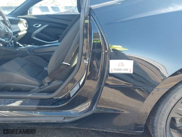 2018 Chevrolet Camaro 1LT with VIN 1G1FB1RSXJ0150240, listed as a IAAI auction lot 41435241 with 46,753 mi miles. Bid and sale history available at carsss.com. Image 6.