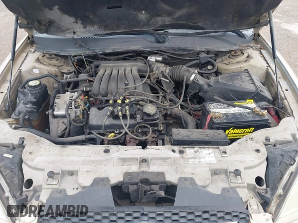 2001 Ford Taurus SES with VIN 1FAFP55U71A194476, listed as a IAAI auction lot 42094306 with 110,910 mi miles. Bid and sale history available at carsss.com. Image 9.