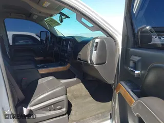 2017 Chevrolet Silverado 1500 LTZ with VIN 3GCUKSEJ1HG352553, listed as a IAAI auction lot 41852204 with 87,883 mi miles. Bid and sale history available at carsss.com. Image 5.