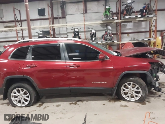 2017 Jeep Cherokee Latitude with VIN 1C4PJMCS9HW546630, listed as a IAAI auction lot 41577993 with 126,425 mi miles and . Bid and sale history available at DreamBid. Image 13.